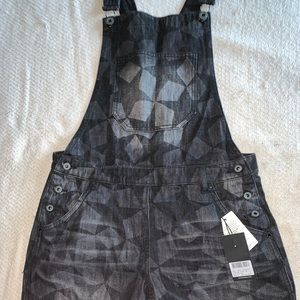 Patterned overalls